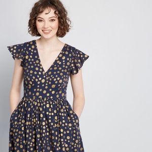 Mod Cloth Truly You Short Sleeve Dress Size Medium